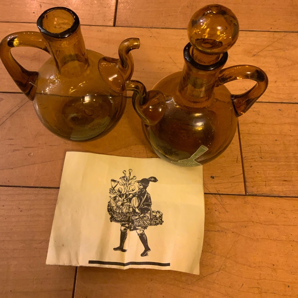 Two Vintage Made In Spain Amber Handblown Glass Cruets